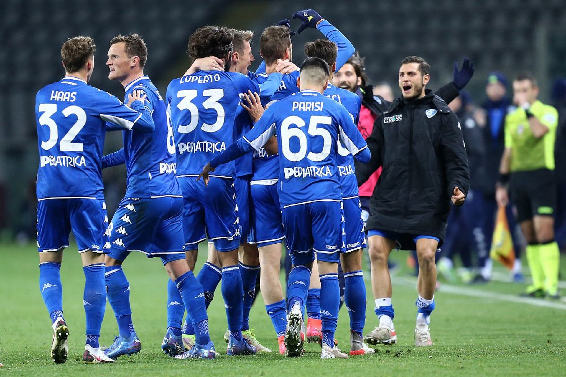 在篮球赛场 在篮球赛场