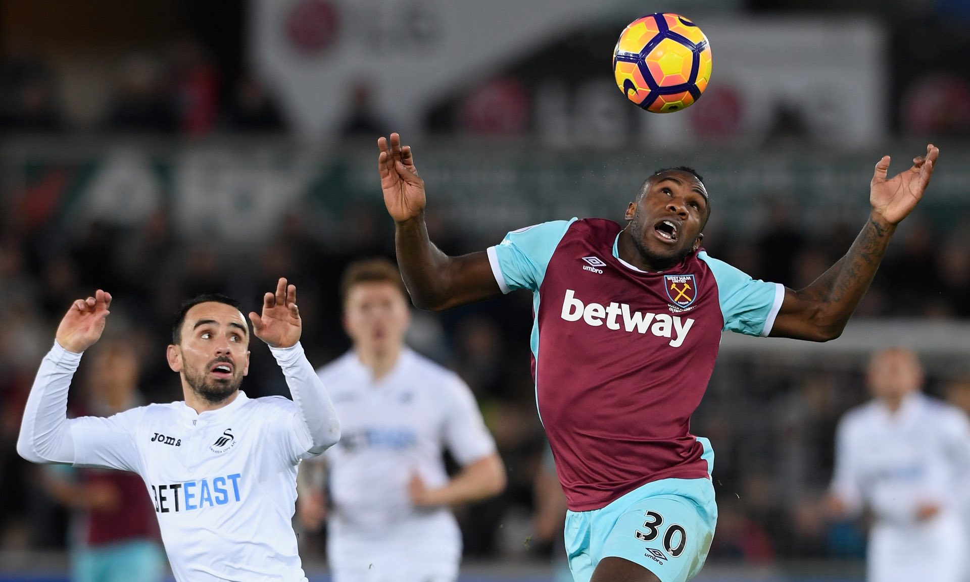 换球员受伤 换球员受伤